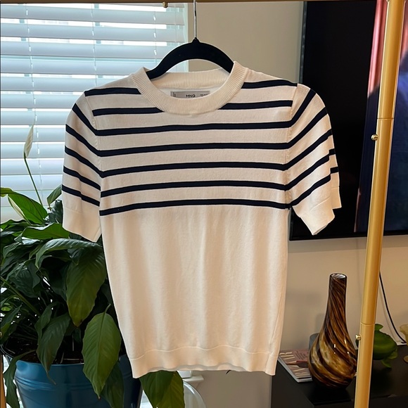 MNG thin sweater size small - Picture 1 of 7